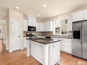 20914 13th Place W, Lynnwood WA 98036