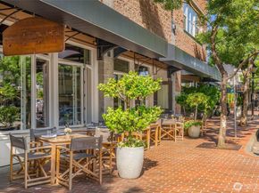 10000 Main Street 212, Bellevue WA 98004