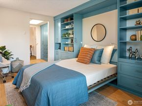 1605 5th Avenue N 302, Seattle WA 98109