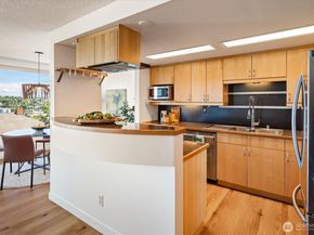 1605 5th Avenue N 302, Seattle WA 98109