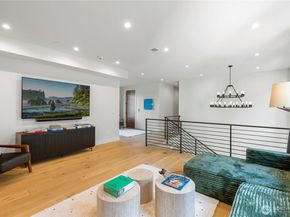 9818 SE 42nd Place, Mercer Island WA 98040
