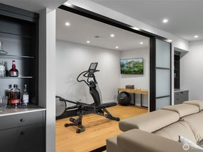 9818 SE 42nd Place, Mercer Island WA 98040