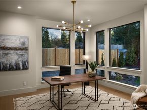 14948 SE 43rd Street, Bellevue WA 98006