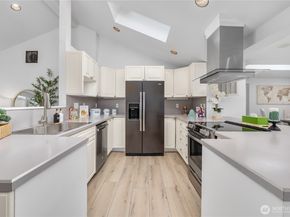 691 Redmond Avenue NE, Renton WA 98056