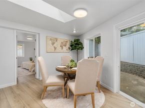 691 Redmond Avenue NE, Renton WA 98056