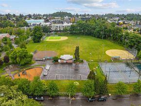 4563 33rd Avenue S, Seattle WA 98118