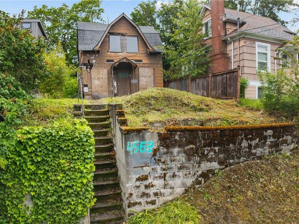 4563 33rd Avenue S, Seattle WA 98118