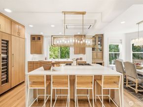 1737 Mt Baker Avenue NE, Renton WA 98059