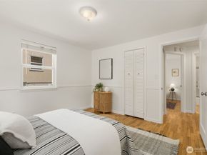 14032 Stone Avenue N, Seattle WA 98133