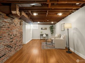 14032 Stone Avenue N, Seattle WA 98133