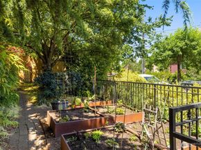 715 24th Avenue 306, Seattle WA 98122
