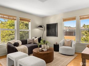 715 24th Avenue 306, Seattle WA 98122