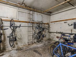 715 24th Avenue 306, Seattle WA 98122