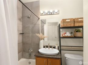 715 24th Avenue 306, Seattle WA 98122