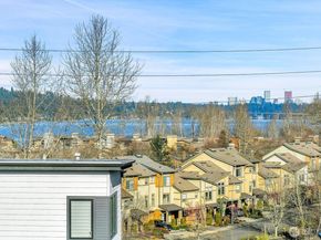 1113 N 39th Court, Renton WA 98056