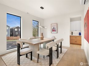 300 SE 208th Street, Bothell WA 98012