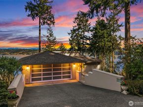 936 170th Place SE, Bellevue WA 98008