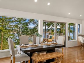 936 170th Place SE, Bellevue WA 98008