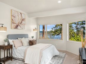936 170th Place SE, Bellevue WA 98008