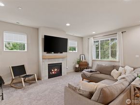 2440 Seringa Avenue, Bremerton WA 98310