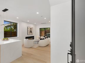 9026 Corliss Avenue N, Seattle WA 98103