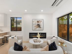 9026 Corliss Avenue N, Seattle WA 98103