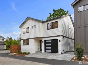 9026 Corliss Avenue N, Seattle WA 98103