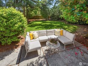 5106 47th Avenue NE, Seattle WA 98105