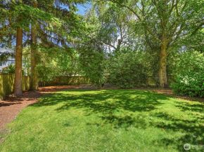 5106 47th Avenue NE, Seattle WA 98105