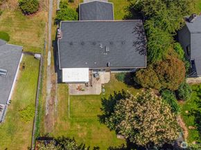 35745 26th Avenue S, Federal Way WA 98003