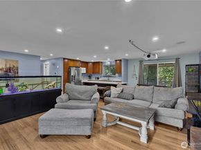 35745 26th Avenue S, Federal Way WA 98003