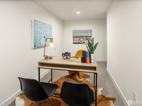 1806 E Mercer Street, Seattle WA 98112