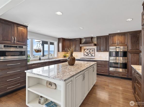 18141 Normandy Terrace SW, Normandy Park WA 98166
