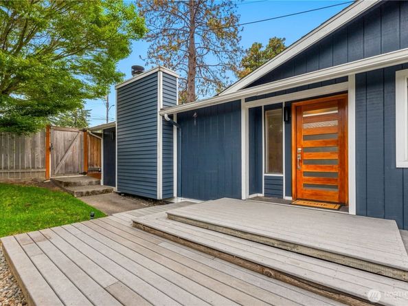 10818 31st Avenue SW, Seattle WA 98146