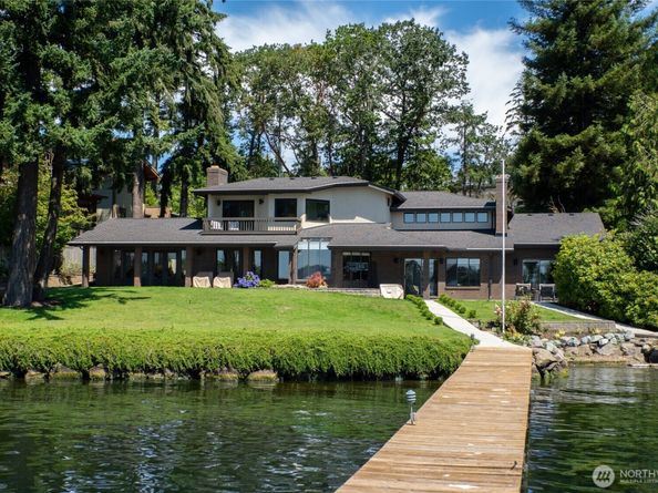 11055 SE Lake Road, Bellevue WA 98004