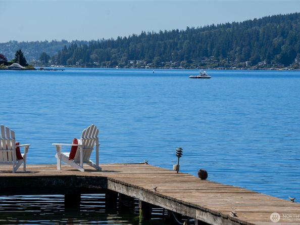 11055 SE Lake Road, Bellevue WA 98004