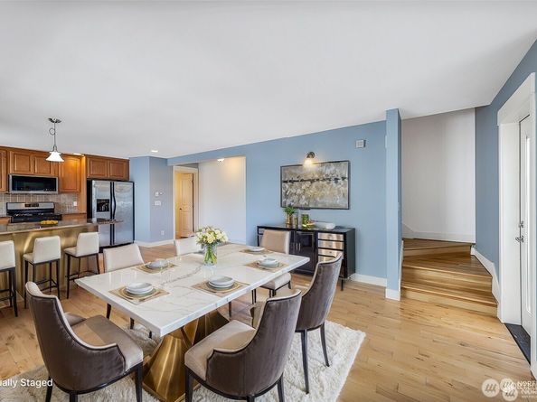 5033 12th Avenue NE B, Seattle WA 98105