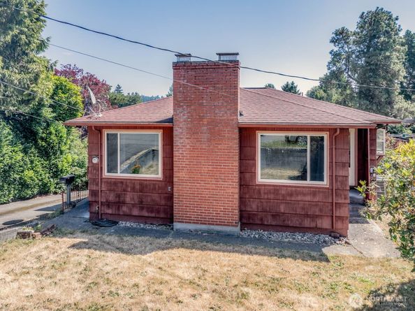 2124 N Callow Avenue, Bremerton WA 98312