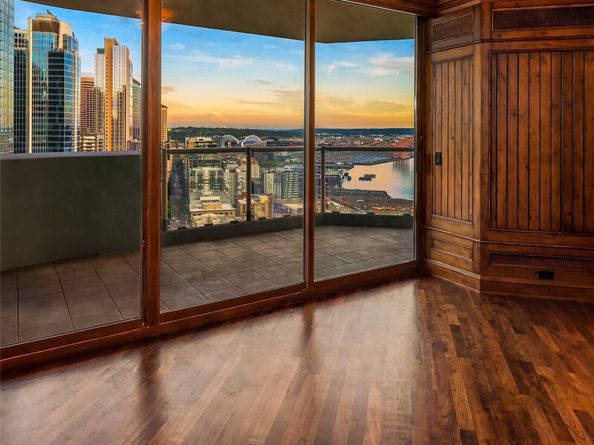 2000 1st Avenue 2504, Seattle WA 98121