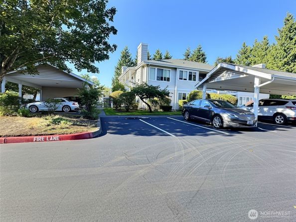 11130 SE 208th Street B204, Kent WA 98031
