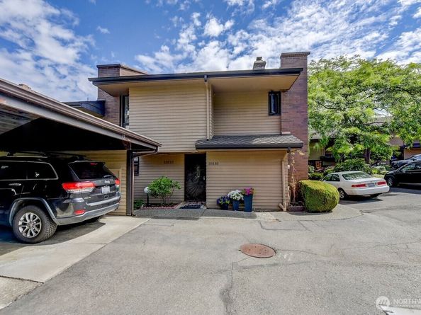 10830 Glen Acres Drive S T9, Seattle WA 98168