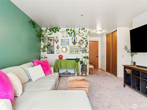 2619 Rucker Avenue 2, Everett WA 98201