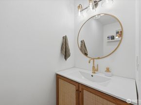 4426 176th Street SW J2, Lynnwood WA 98037