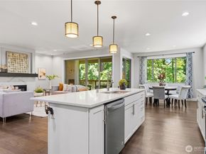 12048 SE May Creek Park Drive, Newcastle WA 98056