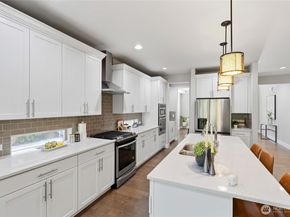 12048 SE May Creek Park Drive, Newcastle WA 98056