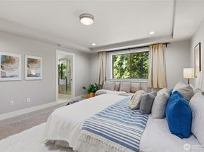 12048 SE May Creek Park Drive, Newcastle WA 98056