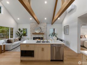 8216 Interlake Avenue N, Seattle WA 98103