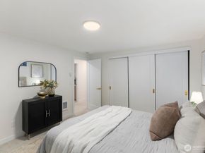 8216 Interlake Avenue N, Seattle WA 98103