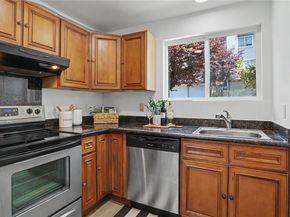 12517 SE 30th Street, Bellevue WA 98005