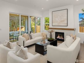 416 155th Avenue SE, Bellevue WA 98007